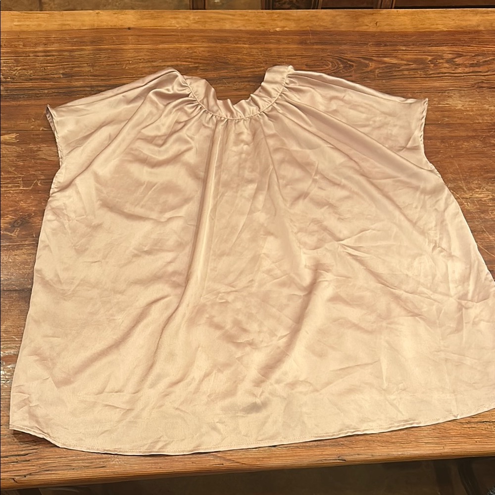 SHEIN Cream Ruched Sleeveless Blouse